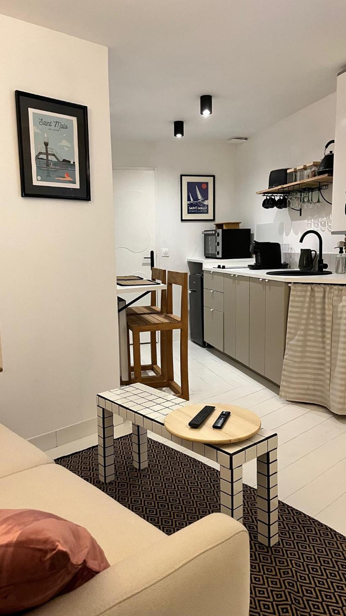 Le 1665 : Studio Centre Ville Saint-Malo Buitenkant foto